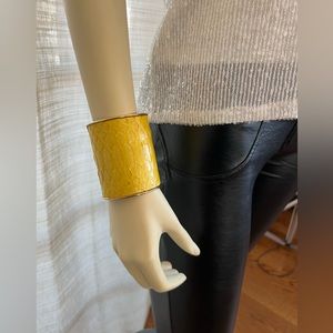 Genuine exotic python skin cuff.
Made in the US - XL
